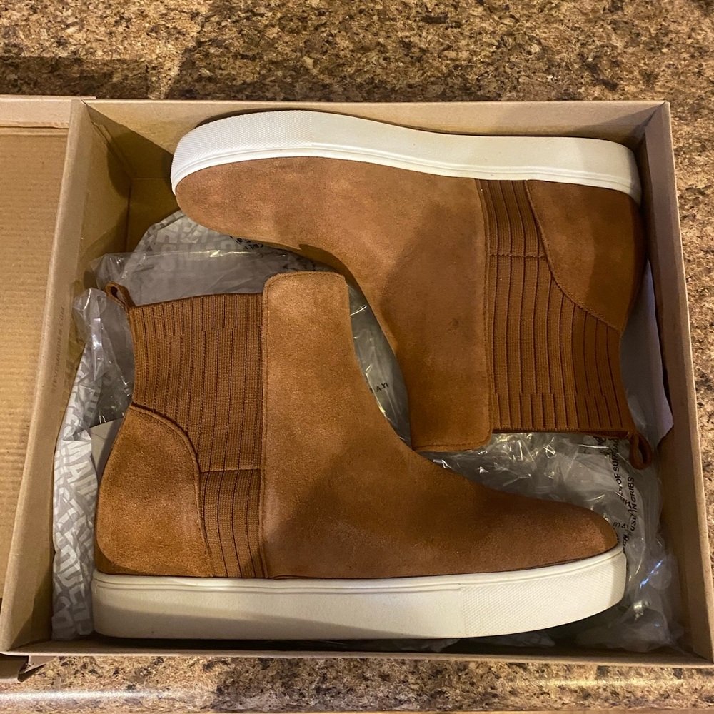 Steve Madden Suede Sneakers